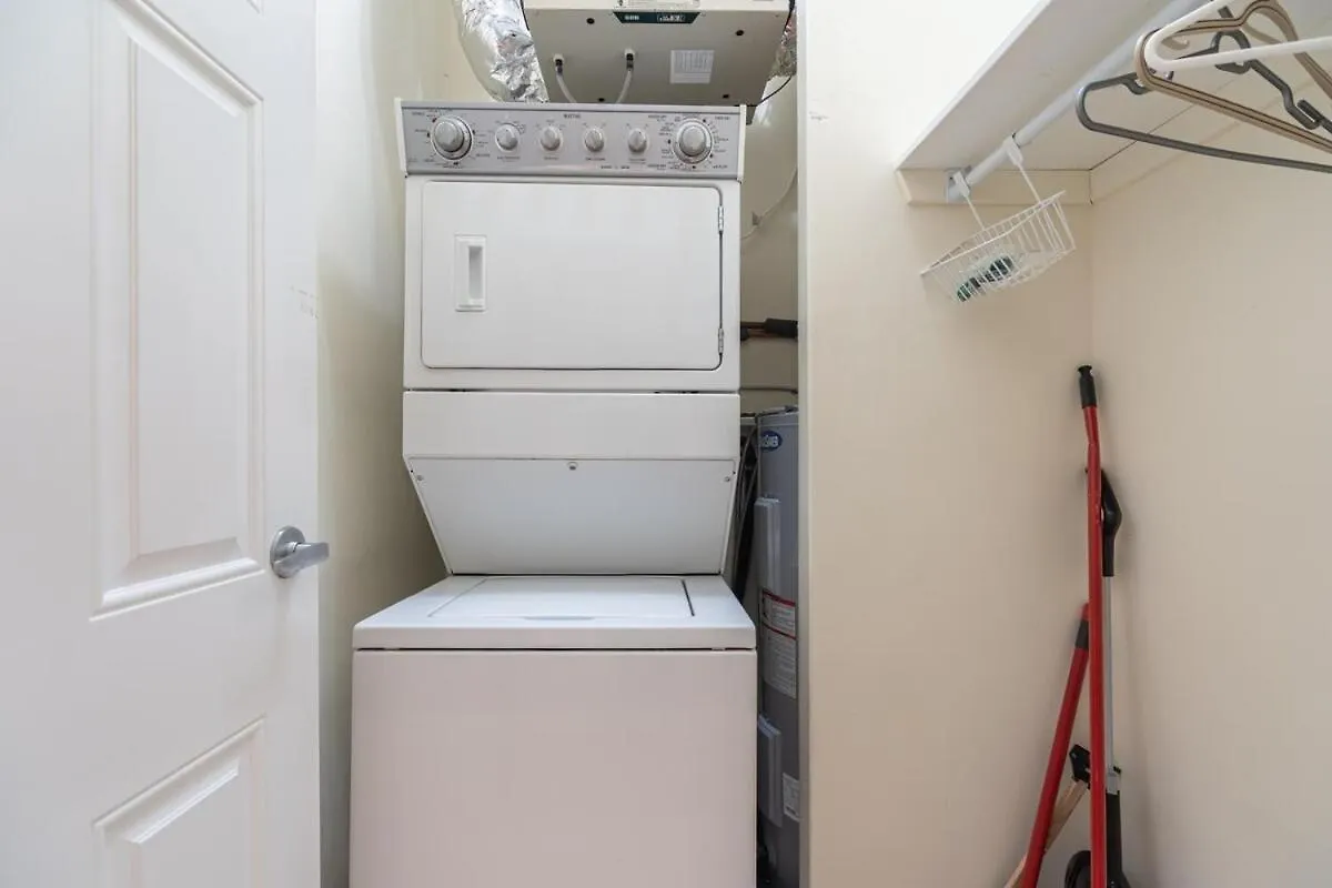 Bright & Charming Loft With Ac, Unit 3 Apartment Halifax